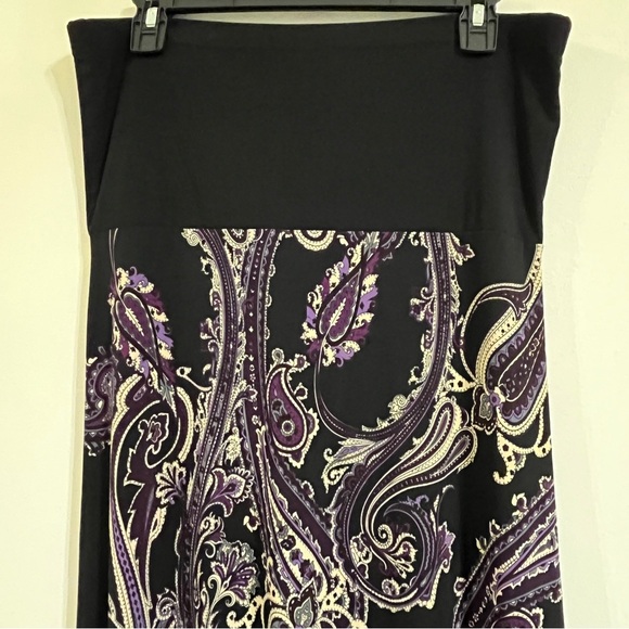 Chic Black and Purple Paisley Maxi Skirt - Picture 3 of 10